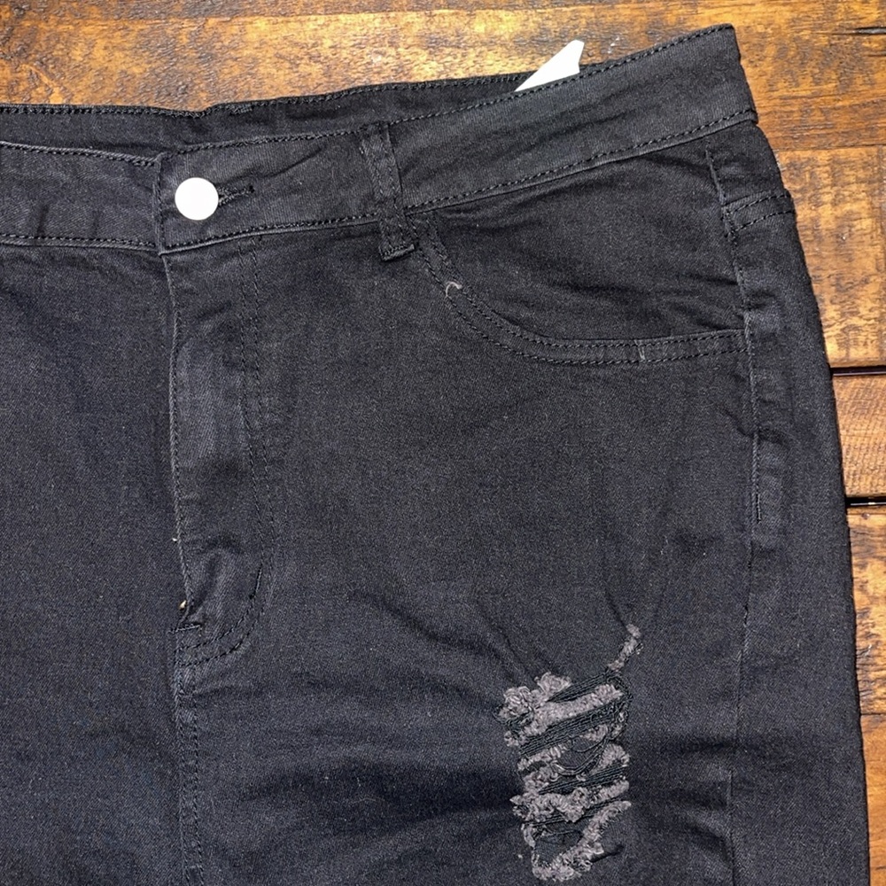 Solid Color Ripped Denim Shorts - Picture 7 of 11